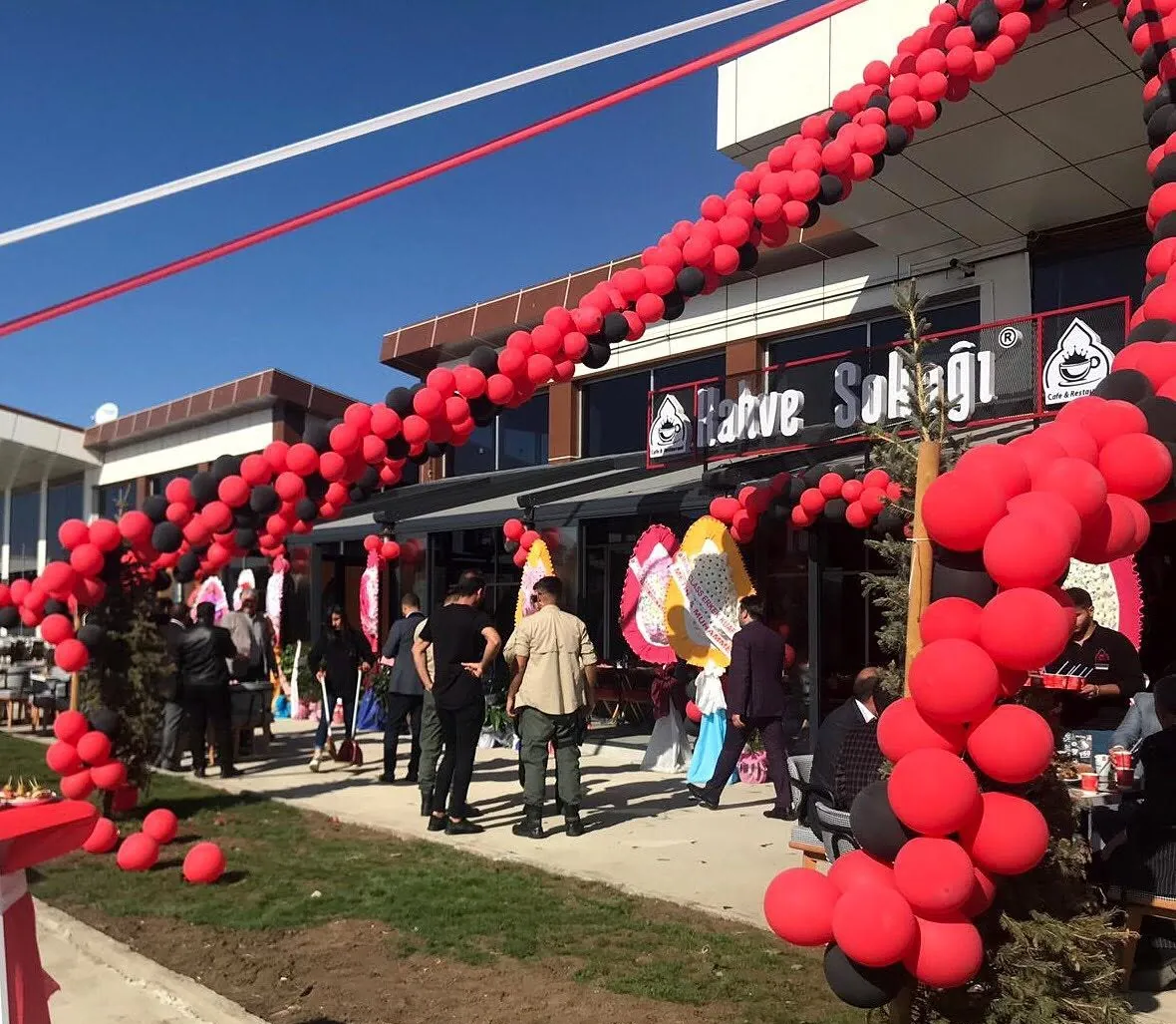 Kahve Sokağı franchise şubesinin açılış günü
